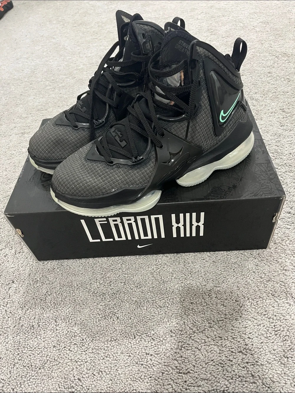 Nike LeBron XIX High-Top Sneakers -